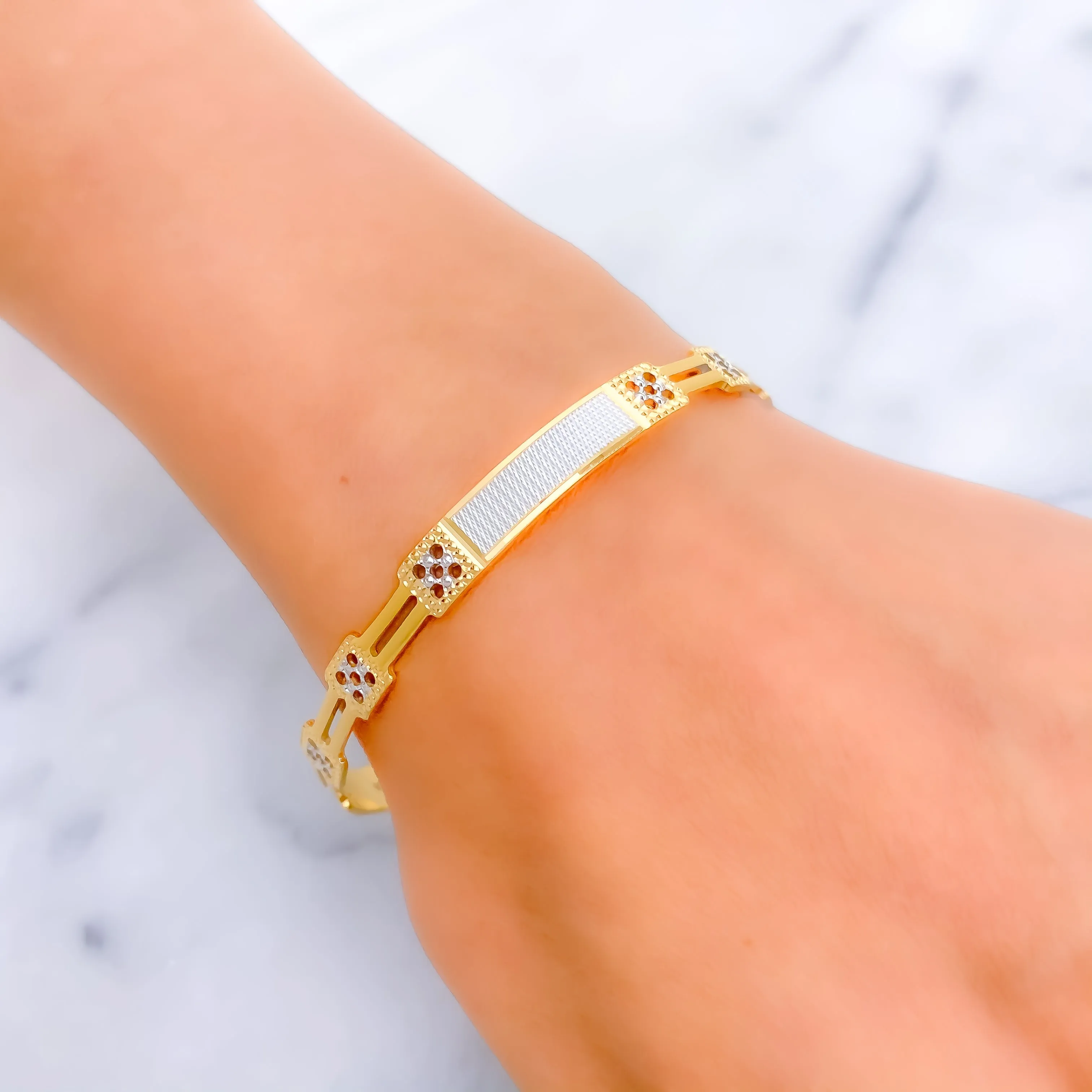 Alternating Geometric 22k Gold Bangle