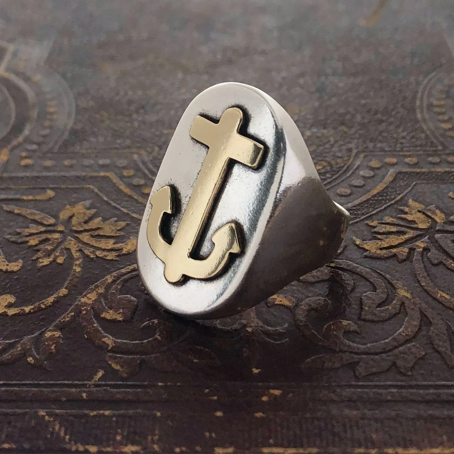 Anchor Ring