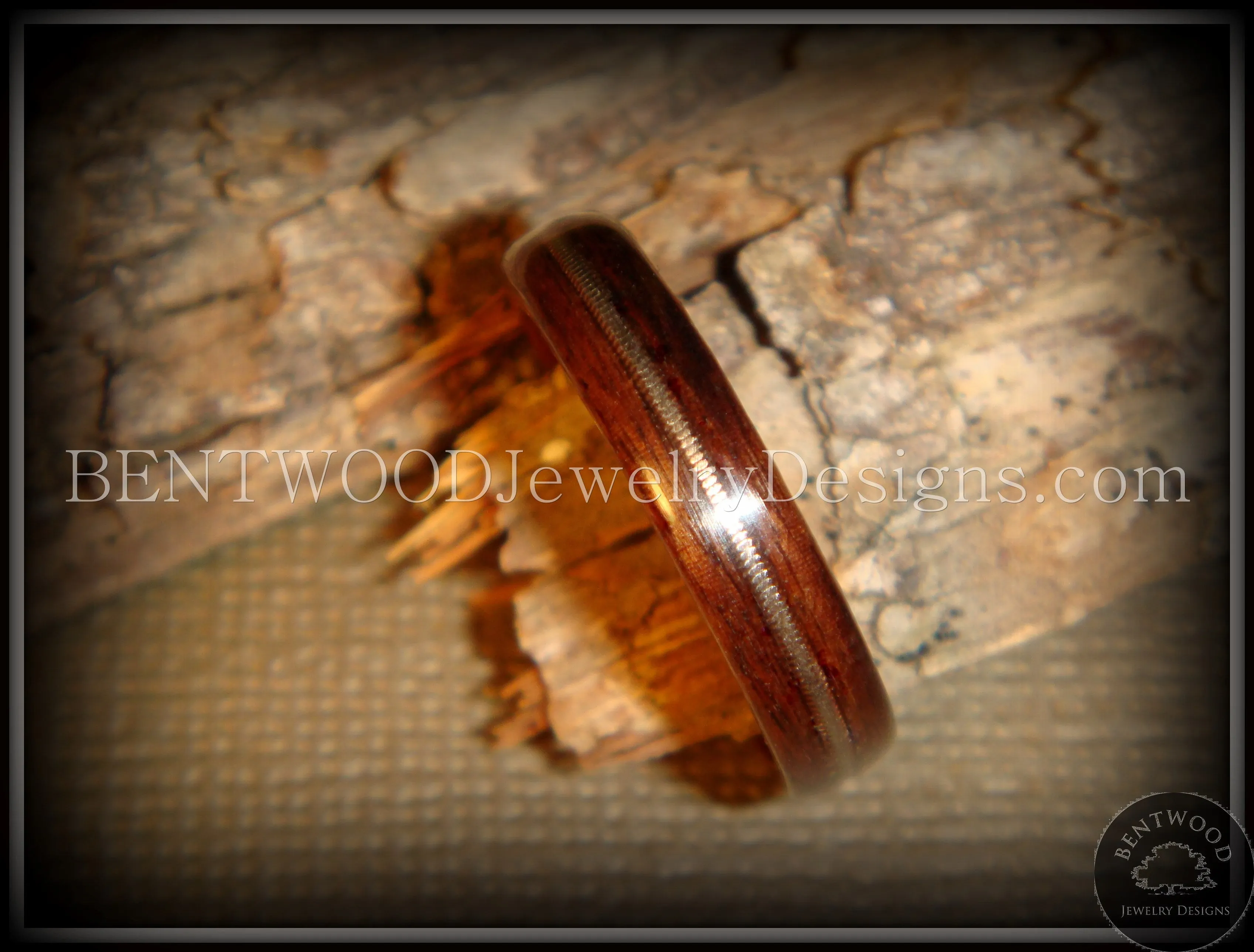 Bentwood Ring - Rosewood Ring Jewelry with Guitar String Inlay