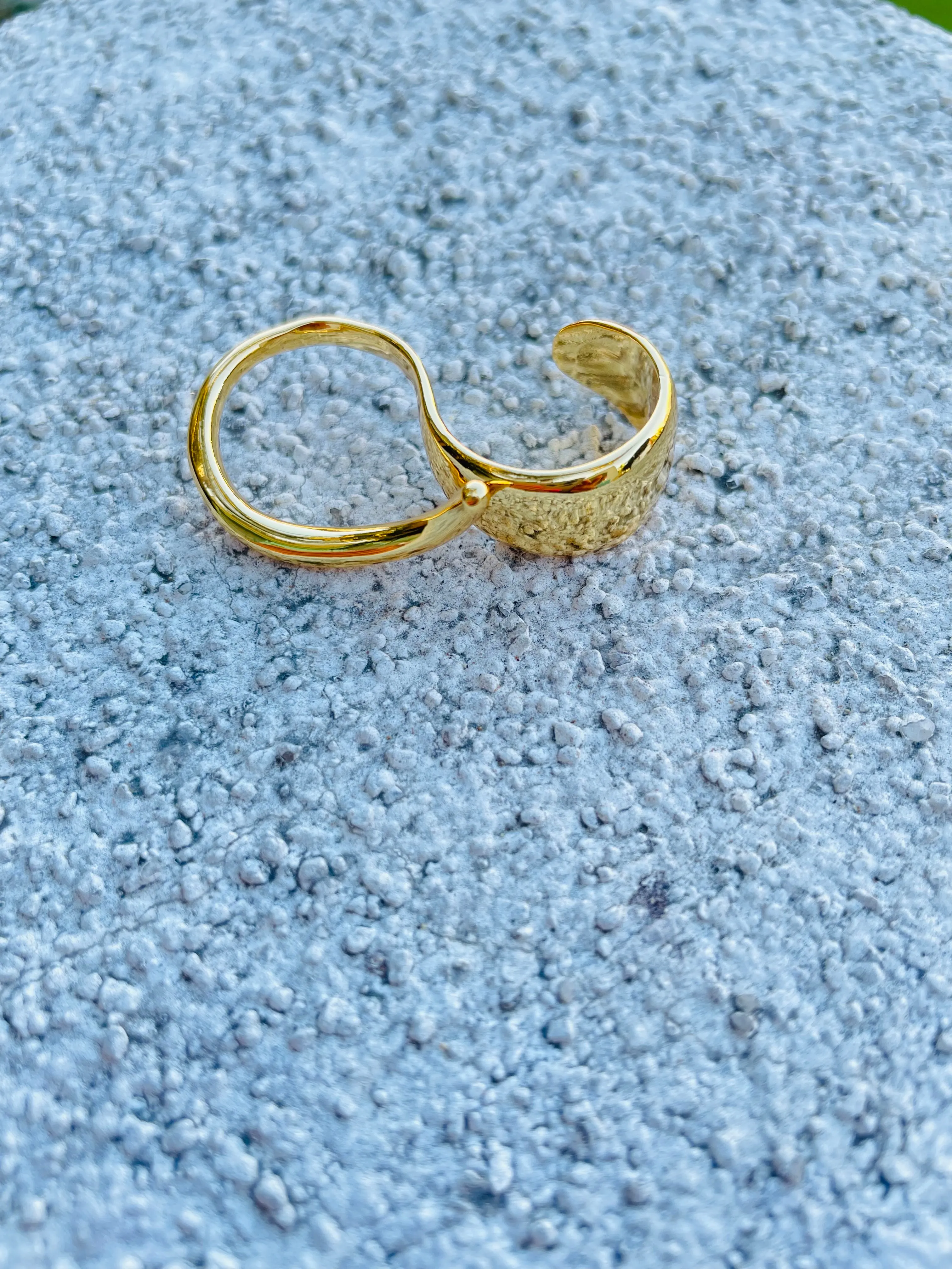 CHANDLER DOUBLE FINGER RING