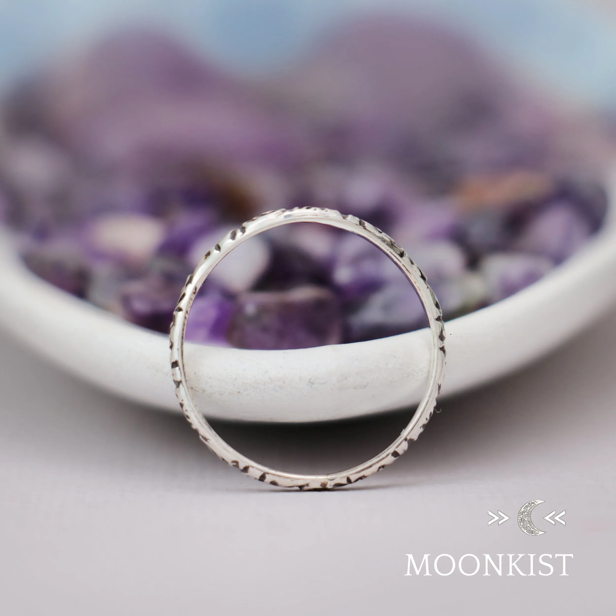 Dainty Paisley Curved Wedding Band | Moonkist Designs