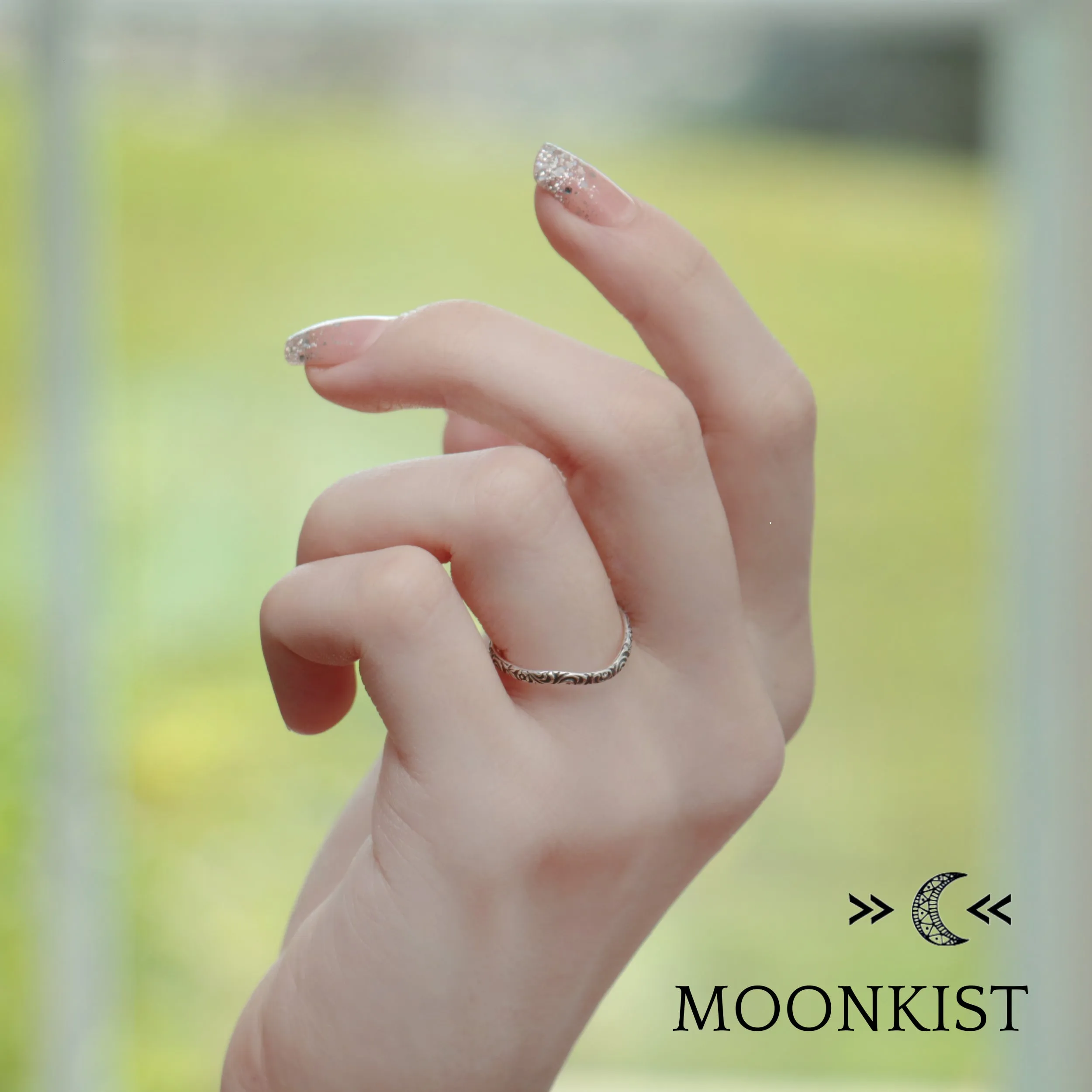 Dainty Paisley Curved Wedding Band | Moonkist Designs