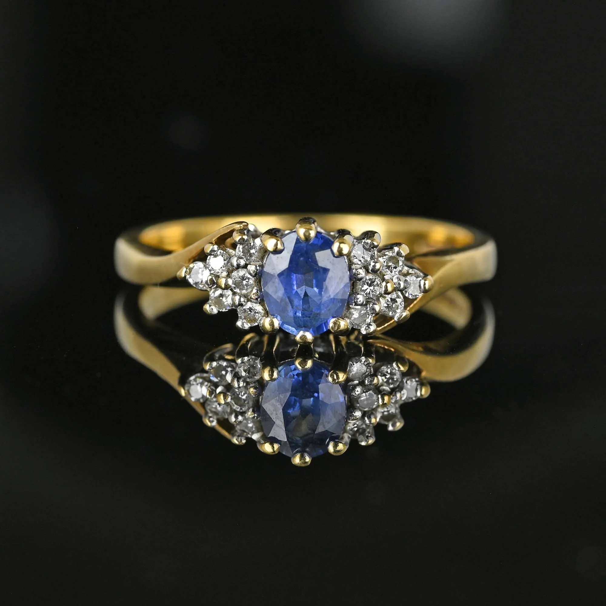 Diamond Cluster Natural Sapphire Ring in Gold