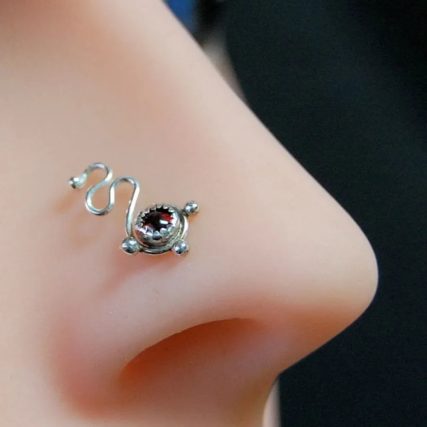 Encircle Me - Unique Garnet Nose Stud