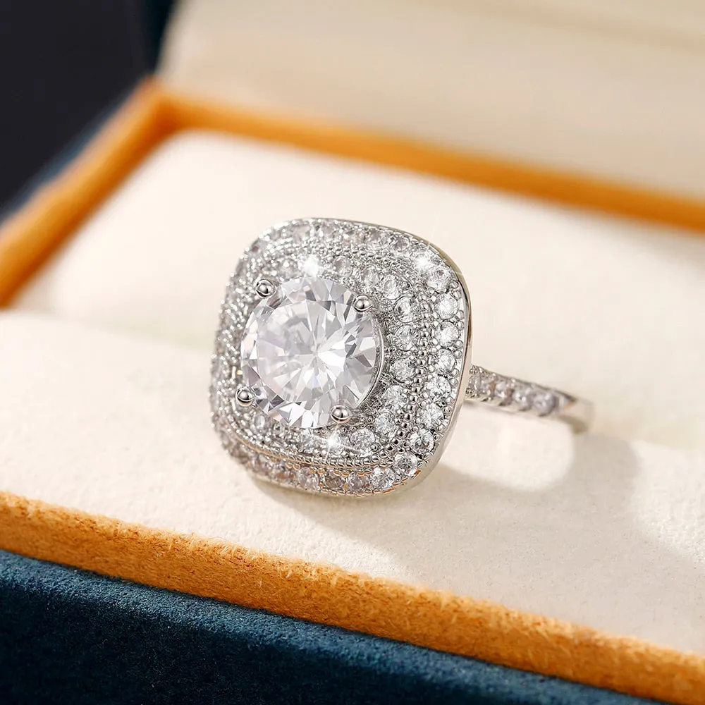 Gorgeous AAA White Cubic Zirconia Temperament Engagement Ring