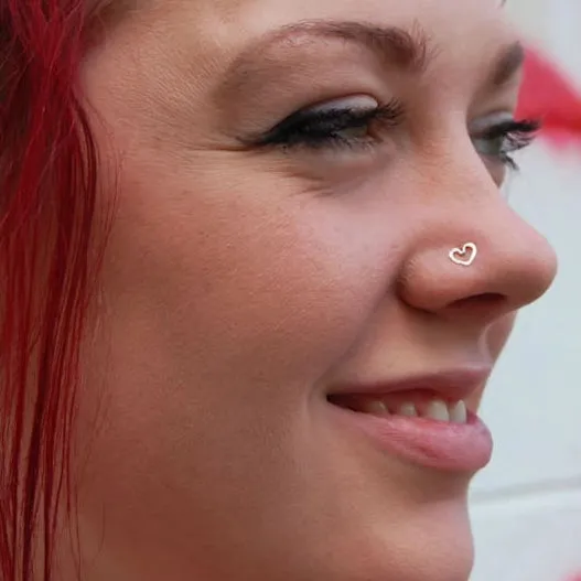 Hammered Heart Gold Nose Stud