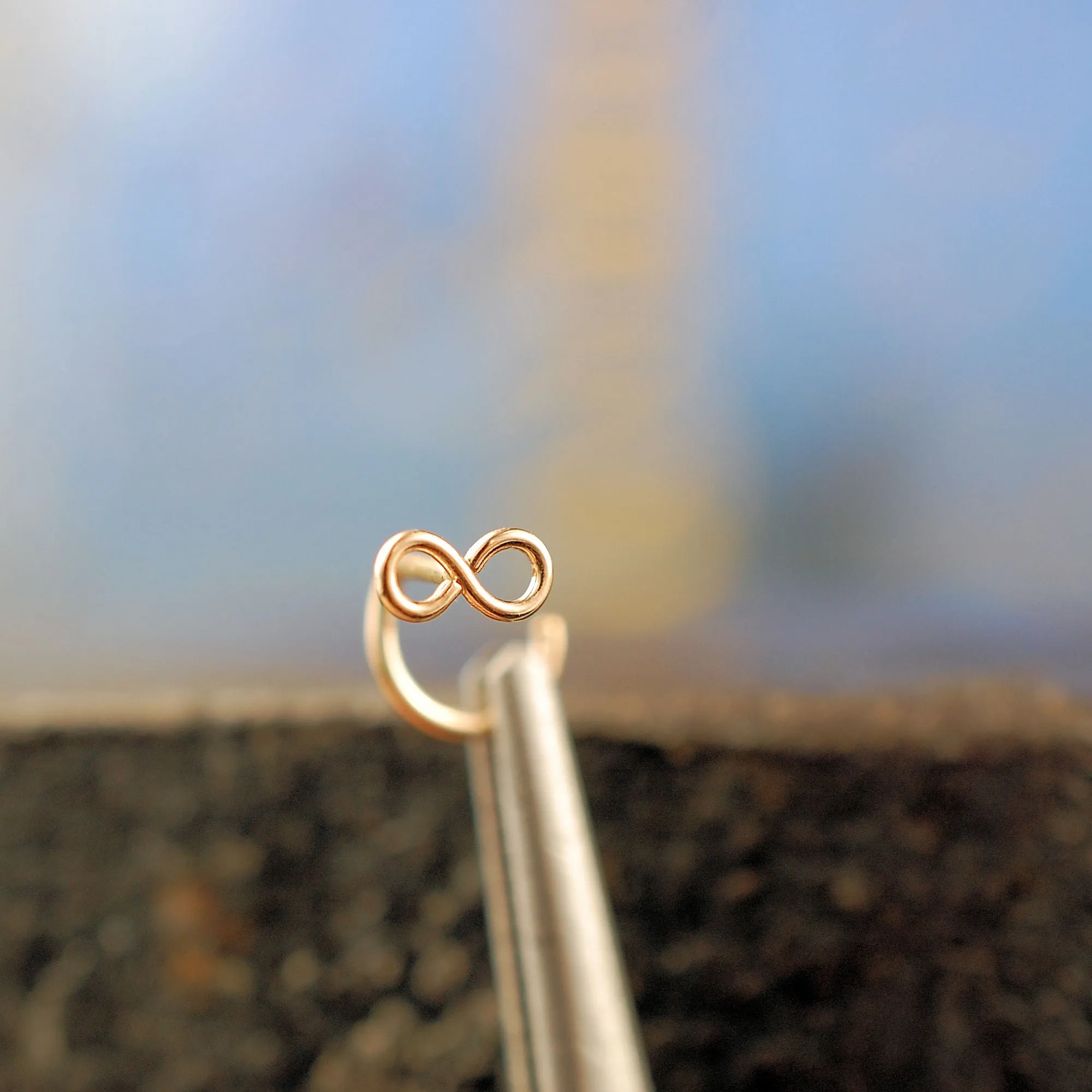 Infinity Gold Nose Stud