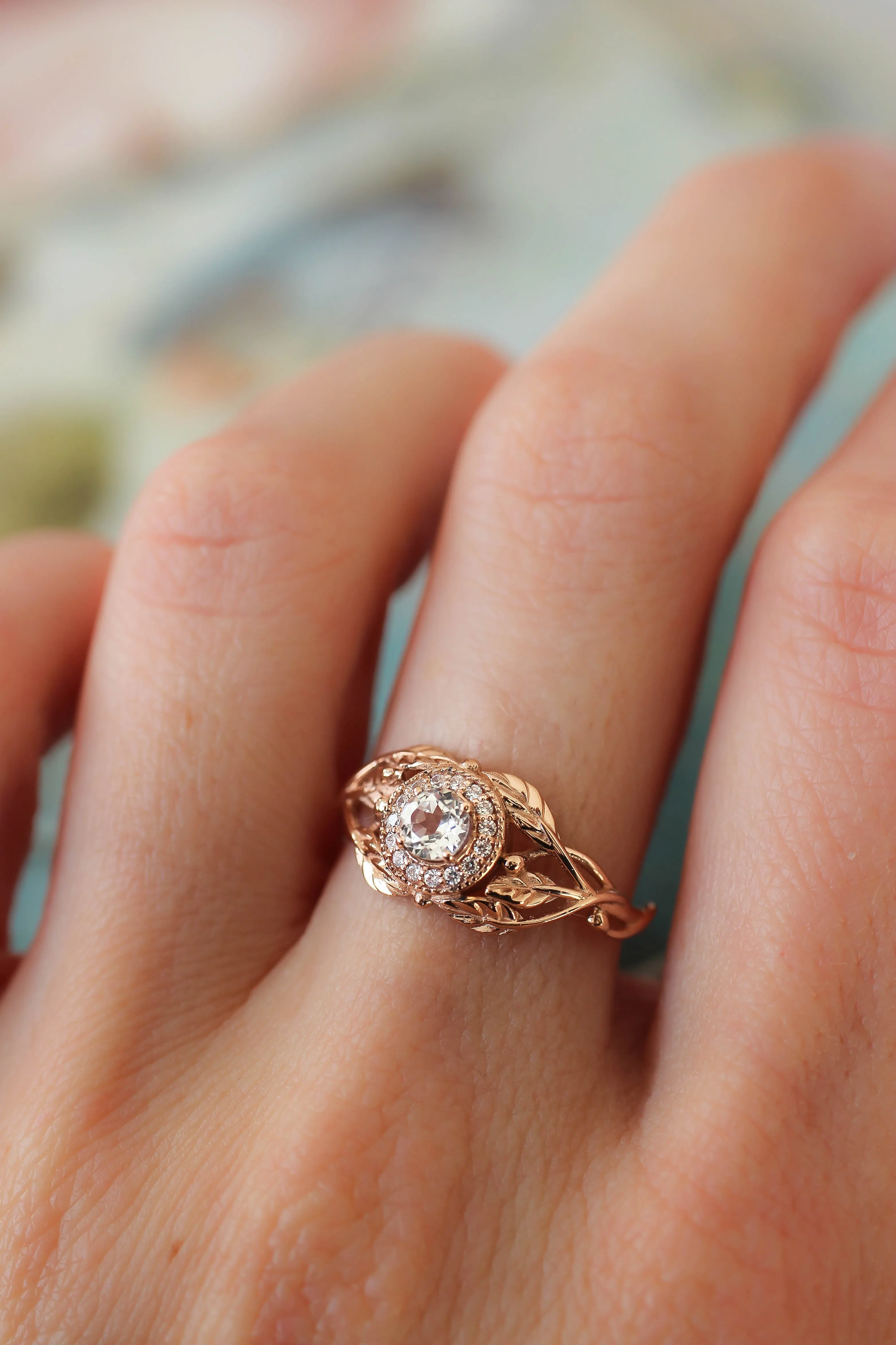 Leaf engagement ring with natural diamonds / Tilia halo