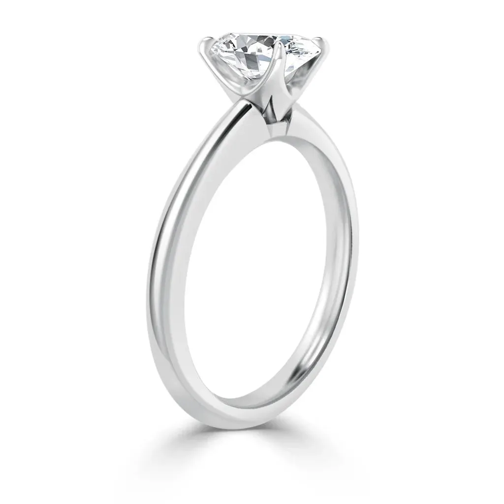 Lucy - 18ct White Gold - Oval