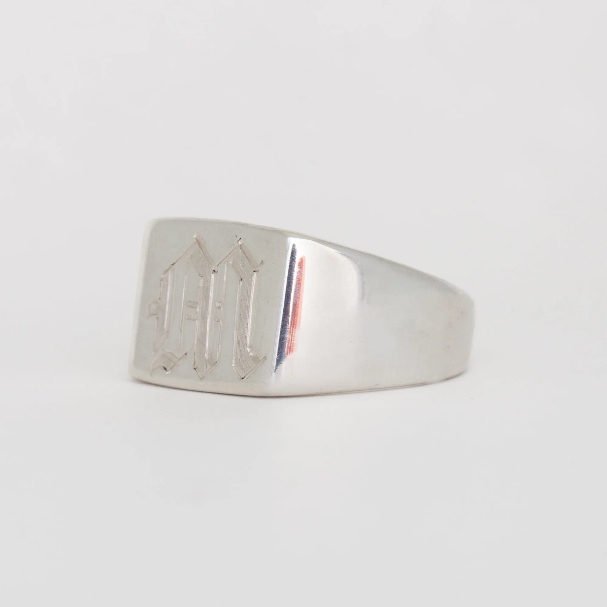 Medium Rectangle Signet Ring