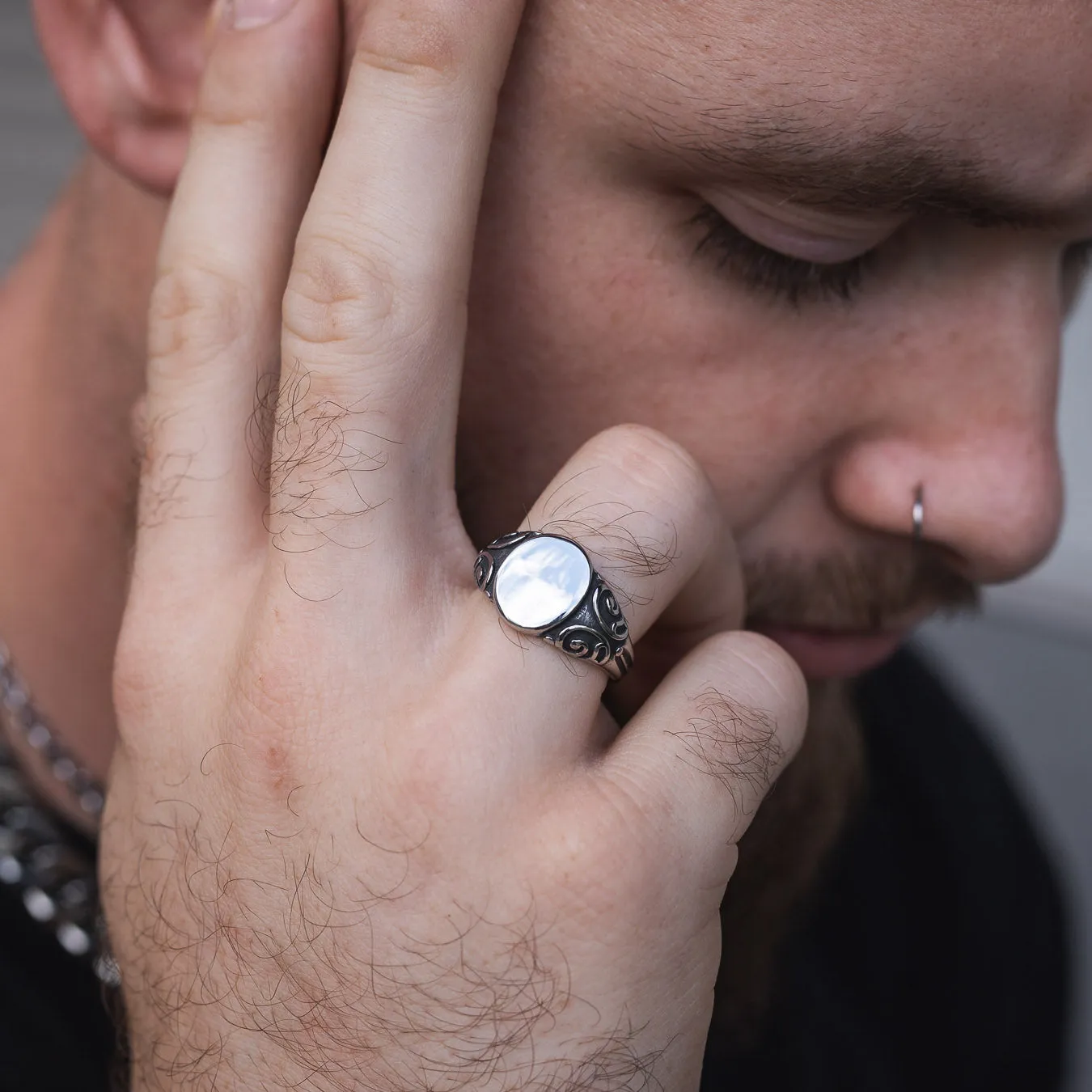 Mini Oval Scroll Signet Ring