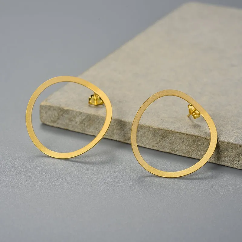 Minimalistic Circle - Stud Earrings