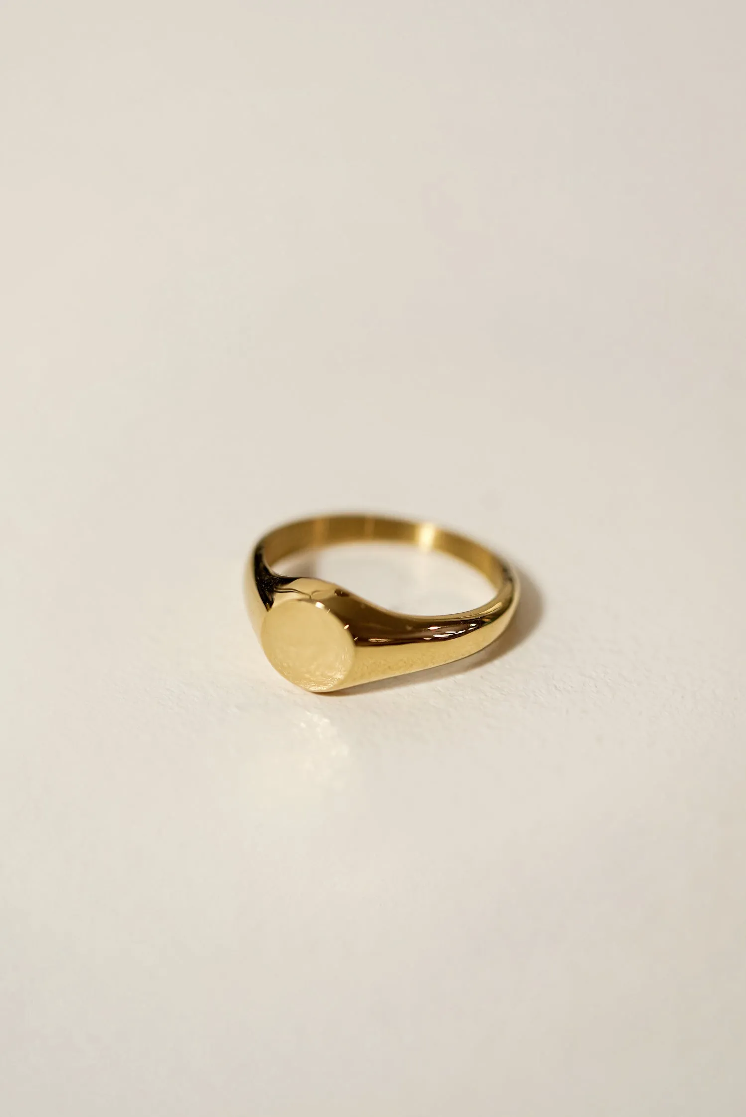 Signet Round Ring 8mm [Personalize]