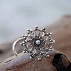 Snowflake in Silver Nose Stud