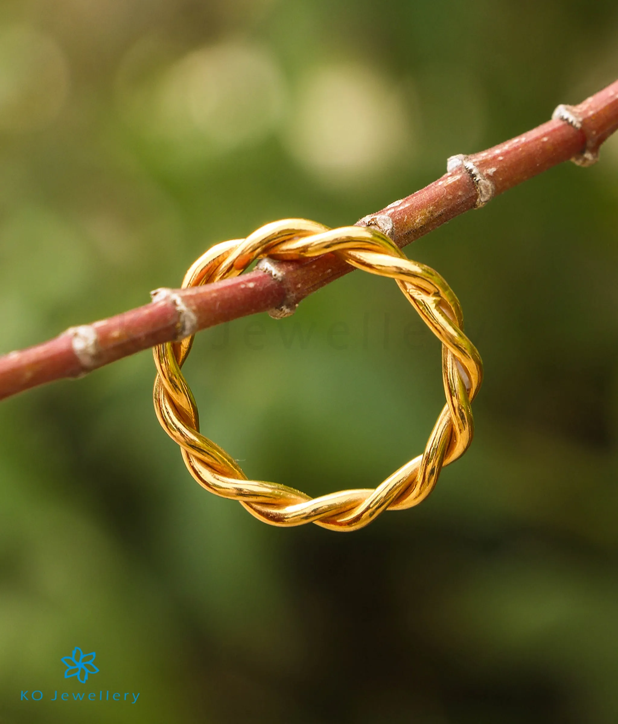 The Twisted Gold 22 KT Finger Ring