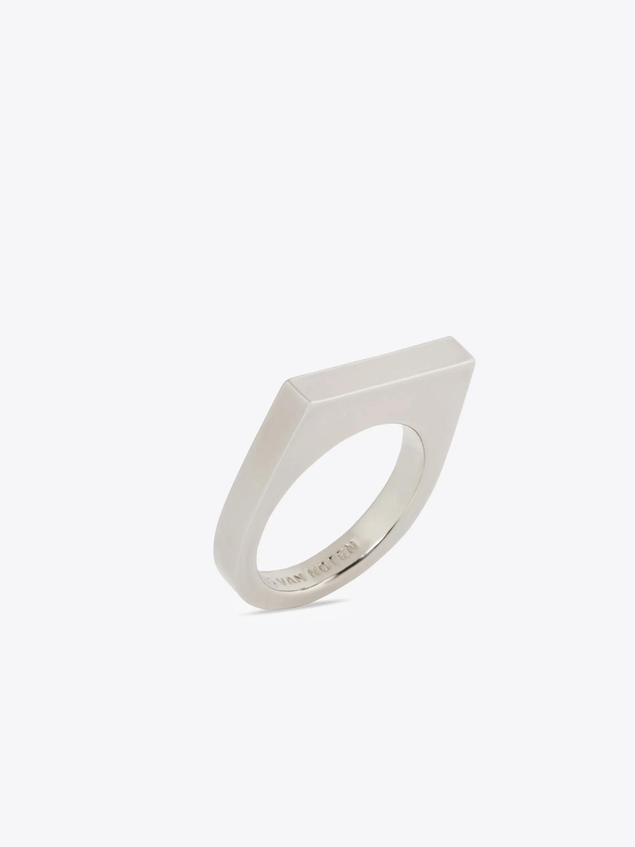 Thin signet ring