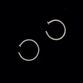 Trystan - Simple Nose Hoops