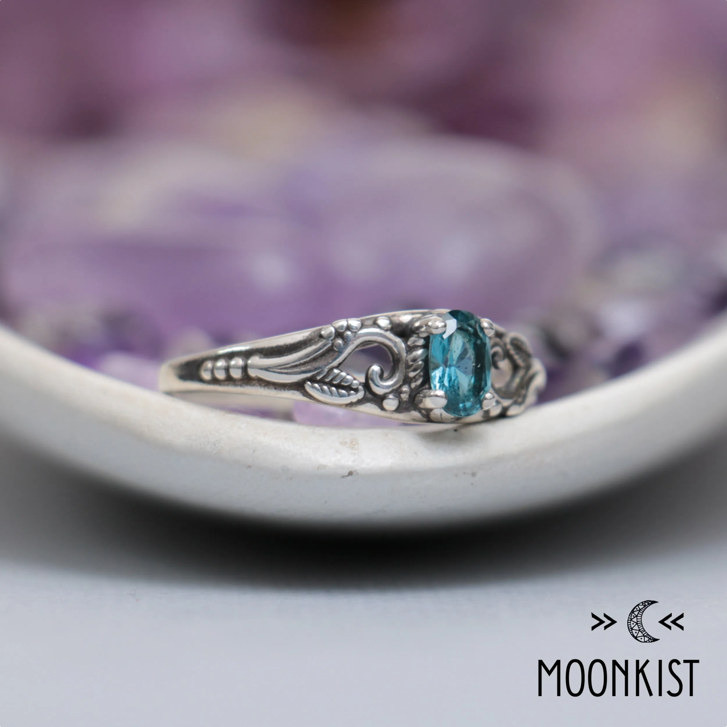 Twig Leaf Oval Wedding Ring for Women | Moonkist Designs